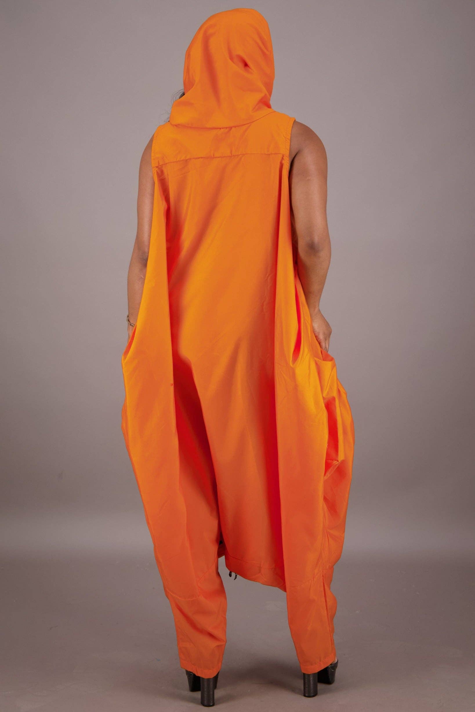 Advance Apparels - Wholesale Jumpsuit - Dames - Voorhoofd Jumpsuit met Capuchon en Effen Kleur AJ-250804