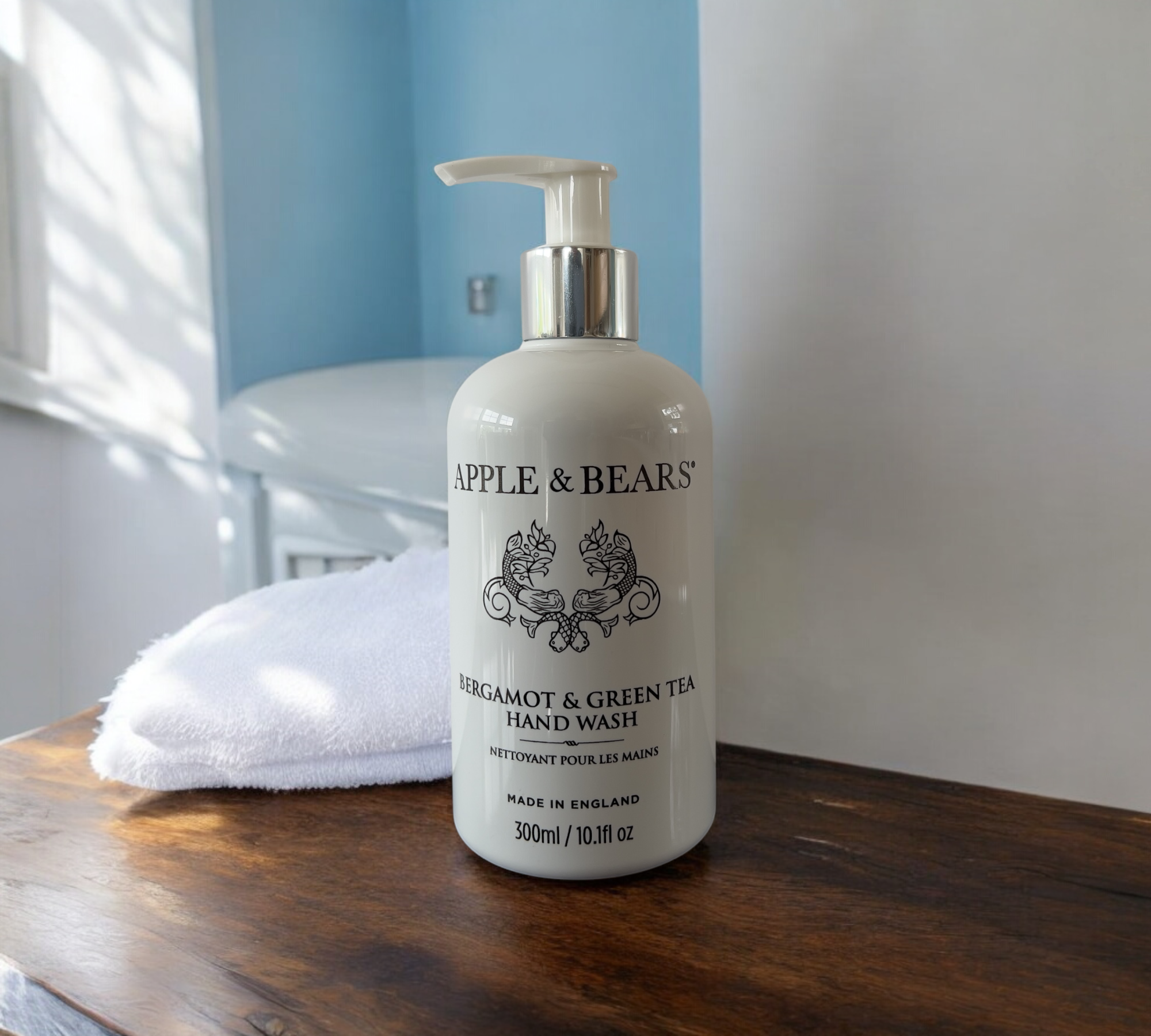 APPLE & BEARS - Venta al por mayor Jabones de manos - Jabón de manos con bergamota y té verde 300 ml/10.1 fl oz4