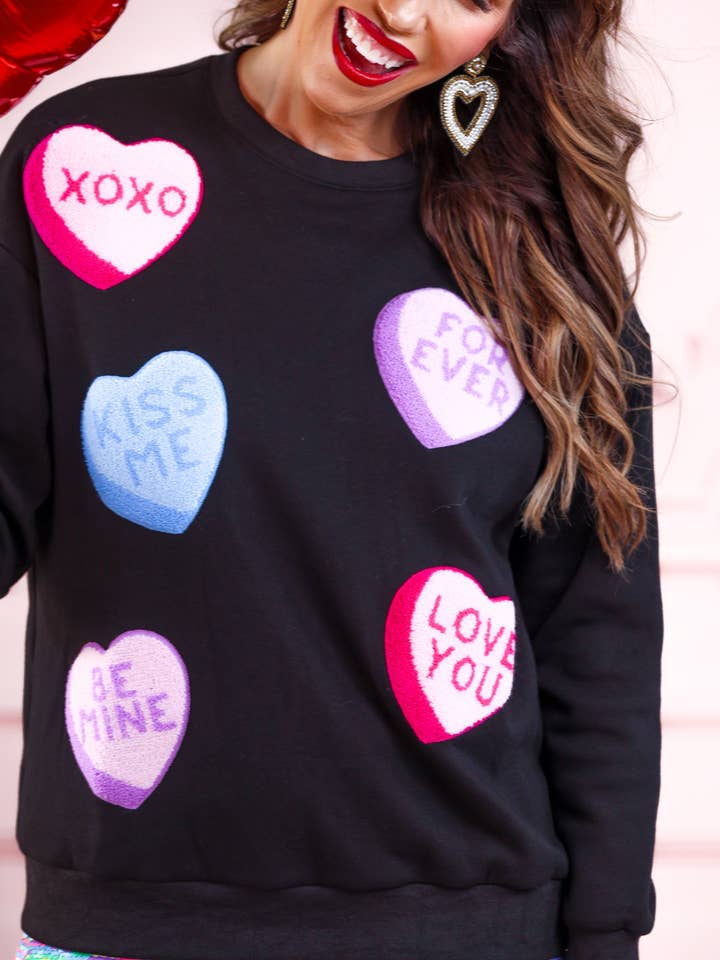 Pull à Patch Chenille Sugar Rush pour la vente par Jess Lea