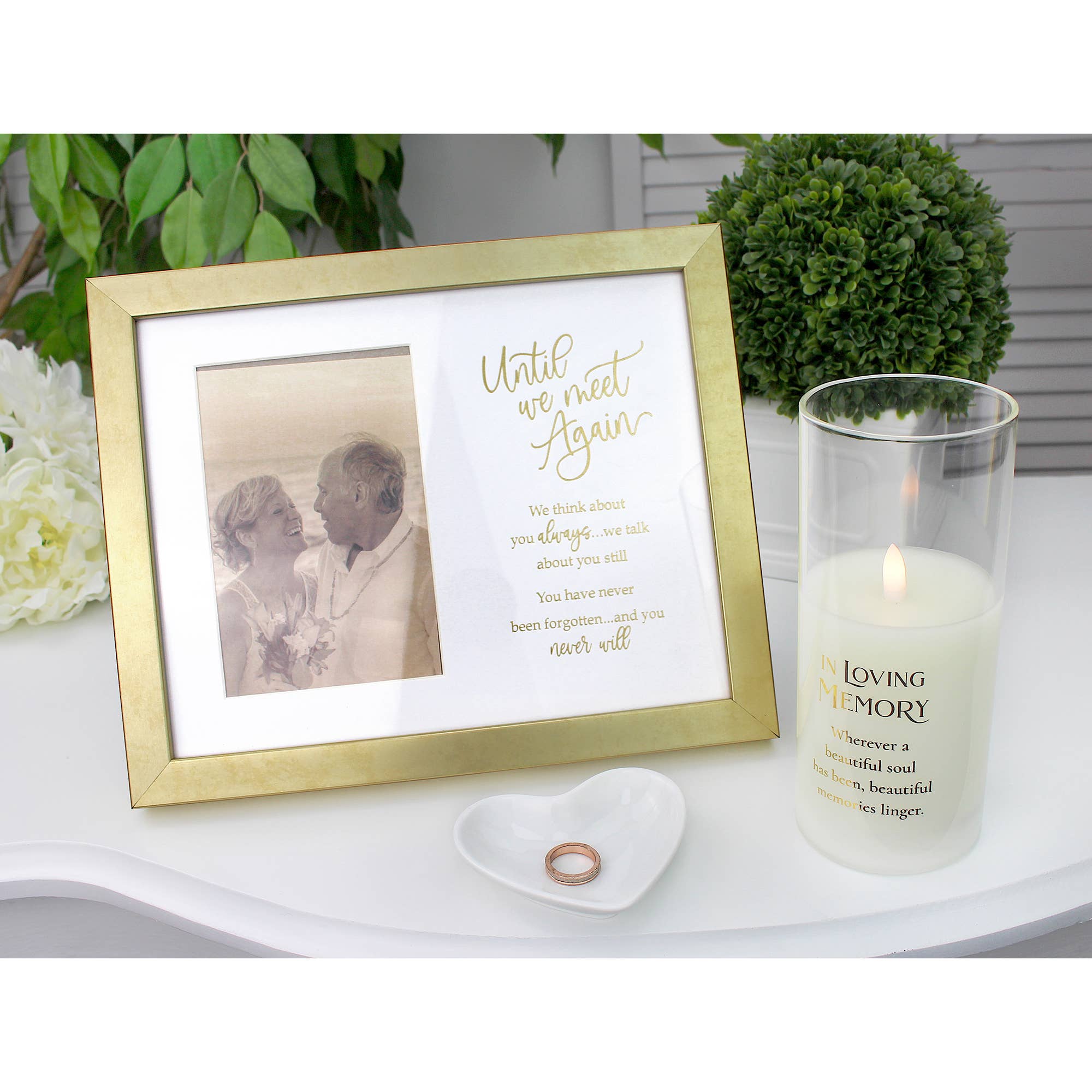 Or Cadre photo doré commémoratif Lillian Rose avec poème de condoléances en vente sur Faire3