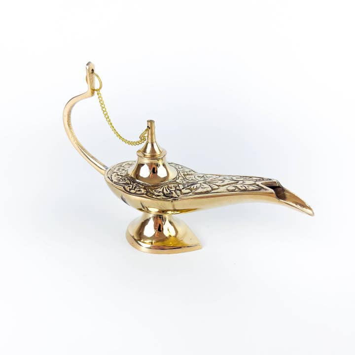 GREENROOTS USA LLC - Wholesale Decorative Tabletop Object - Solid Brass Aladdin Lamp 6"L ( Genie Lamp)4