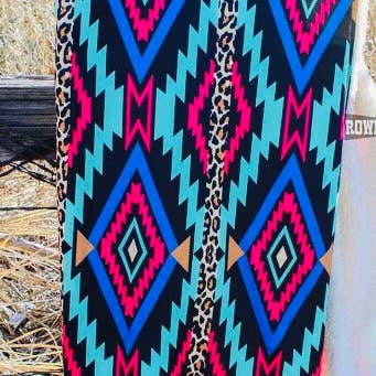 Cedar Hill Country Market - Wholesale Throw Blanket - Bed & Boujie Western Style Aztec Blanket