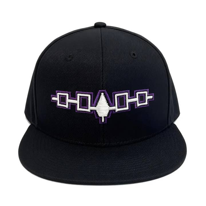 Iroquois Flagga 3D Puff Broderad Snapback Keps, Wampum för wholesale av Nish Gear
