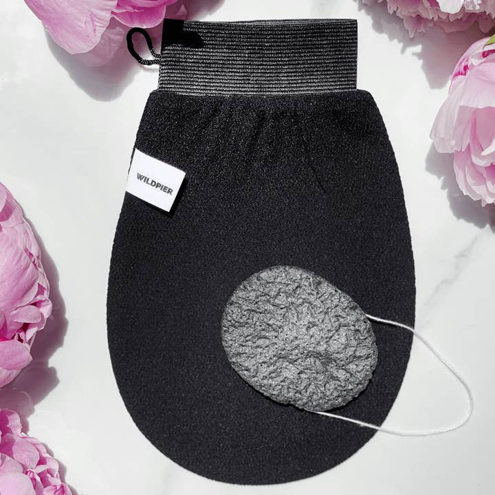 Wildpier Beauty – wholesale Exfoliating gloves/mitts – Wildpier™️ Luxe Deep Exfoliating Glove and Bamboo Charcoal K1