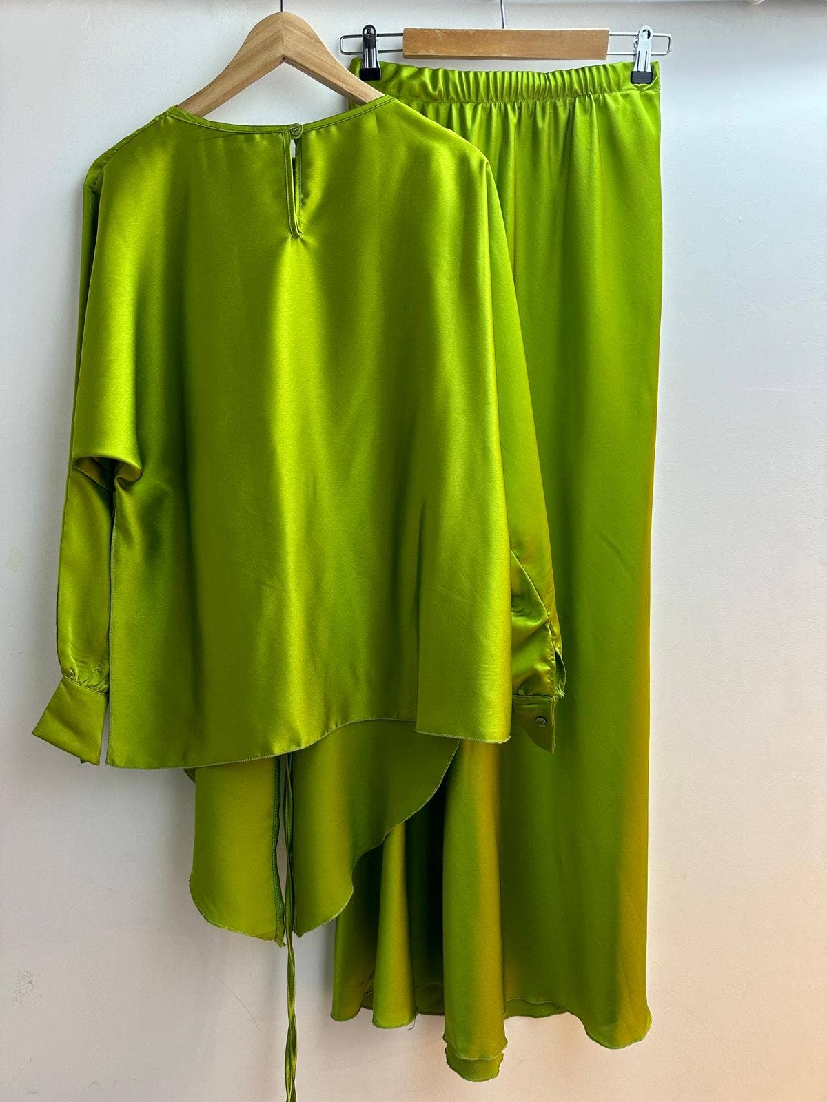 LORIANE - Wholesale Top & Skirt Set - Women's - 10522 one size long top + skirt set5