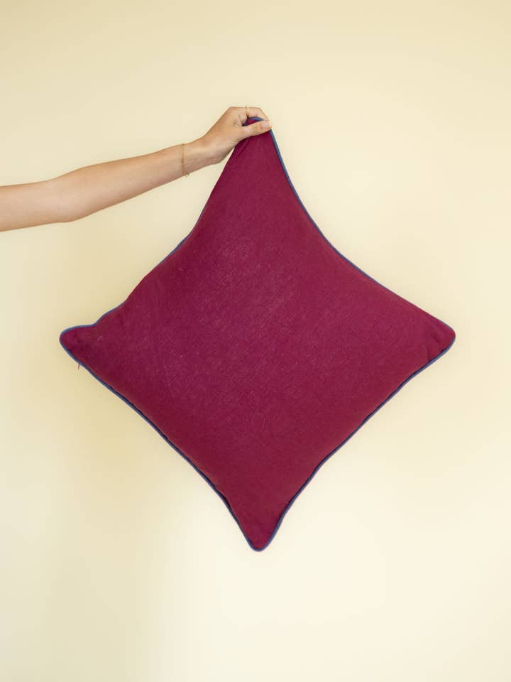 Linen Throw Pillow Cover with Contrast Piping – 22x22 for wholesale by eelo