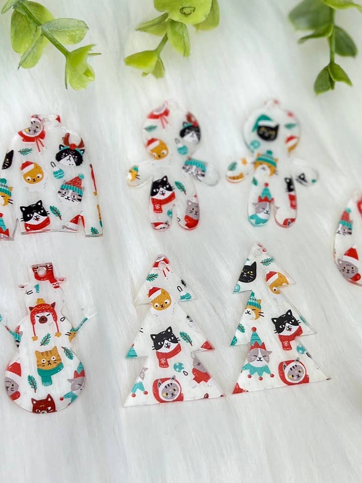 Boucle d'oreille en forme de pull de Noël en forme de chat, pas de quincaillerie pour la vente par High Tide Fabrication