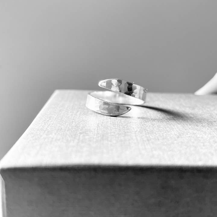 Verve Jewellery – wholesale Band/stacked ring – Adjustable sterling silver ring, wave ring, one size ring,2