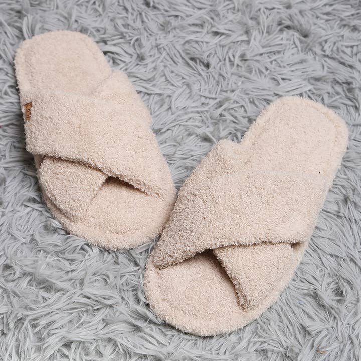 Fashion City - Vendita all'ingrosso Pantofole - Donna - Pantofole da casa morbide di lusso Criss Cross Solid