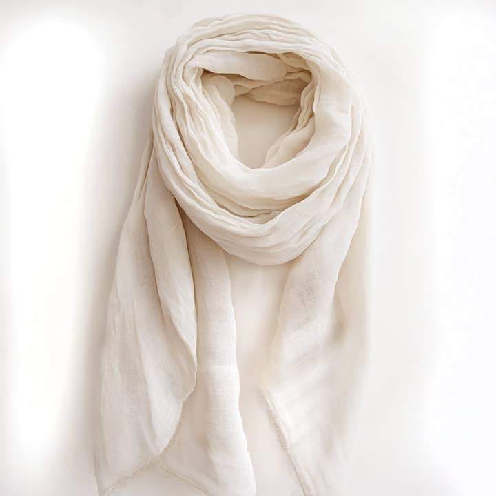 LinenQ – wholesale Scarf – Unisex – Cream linen scarf