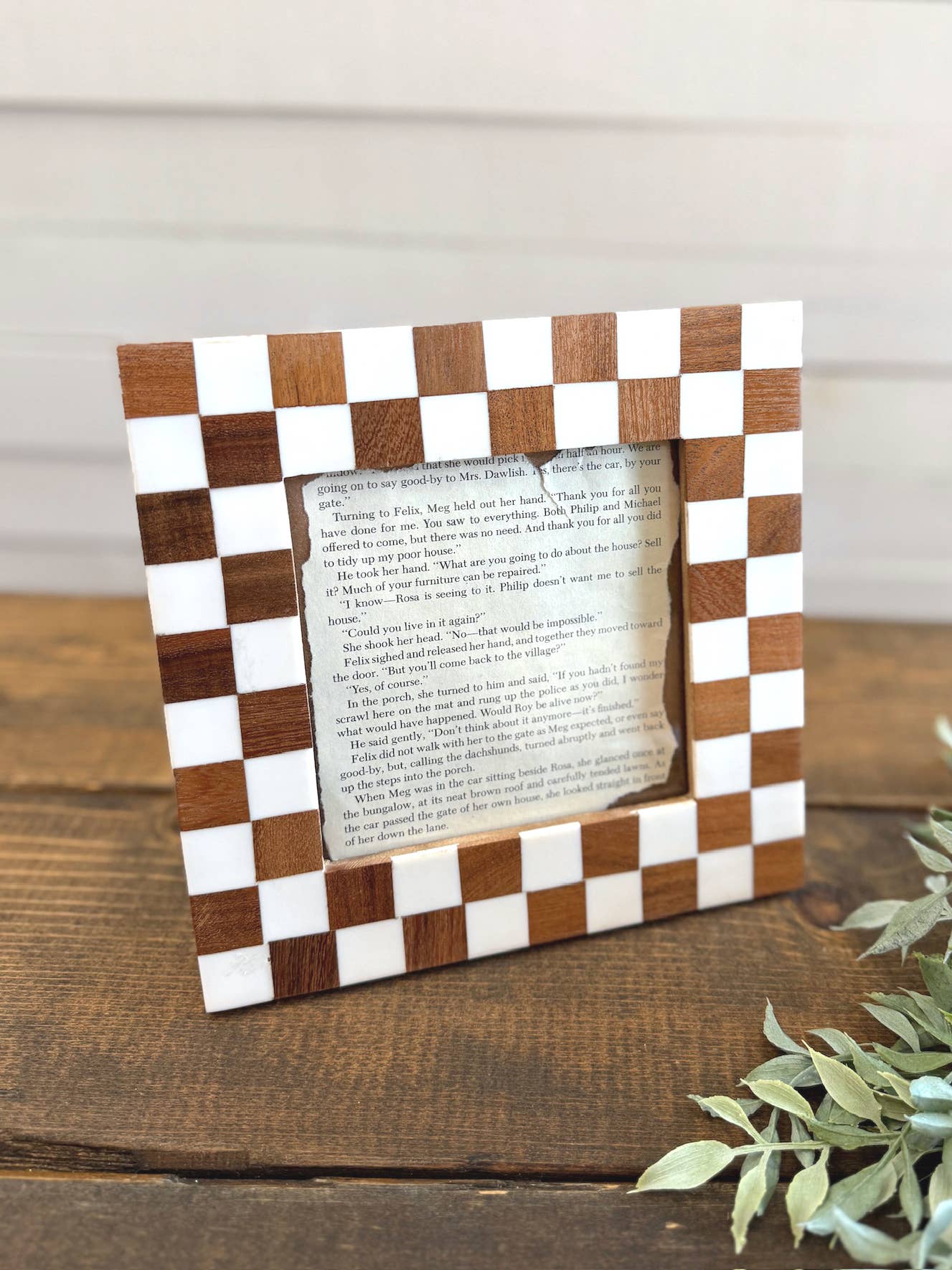 Made Market Co. - Wholesale Picture Frame - Checkered Photo Frame 5x5