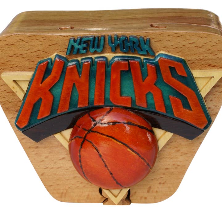 New York Knicks Collectors Item Puzzle Box for wholesale by jelly roll box