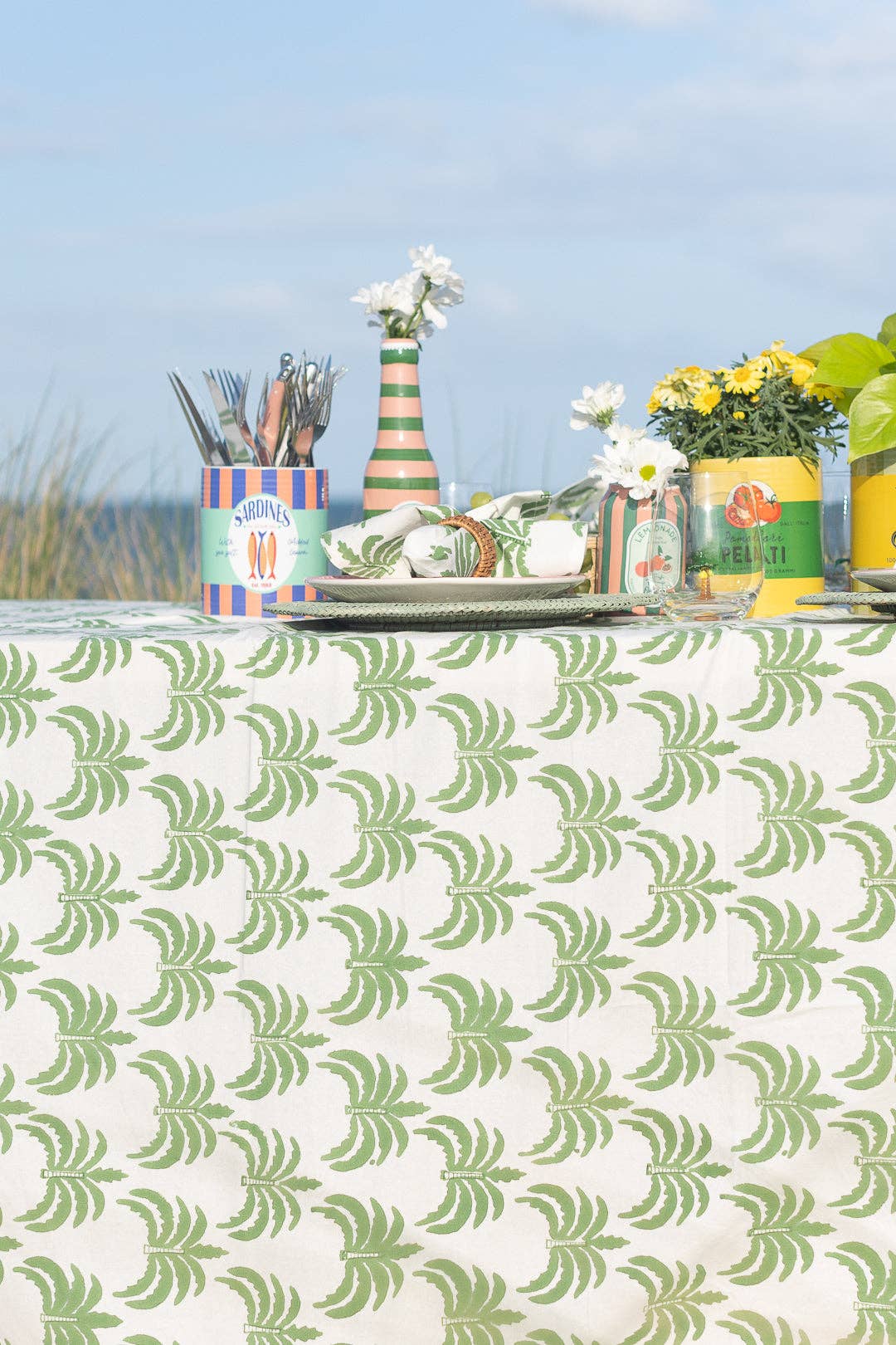 LNH EDIT - Vente Nappes - Nappe rectangle moderne motif palmier vert2