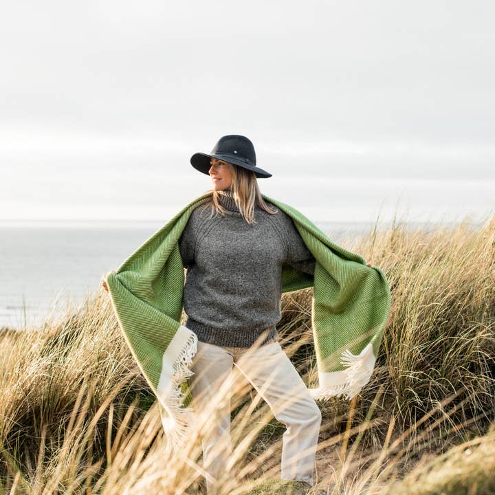 Atlantic Blankets - Wholesale Throw Blanket - Kelp Green Herringbone Wool Blanket