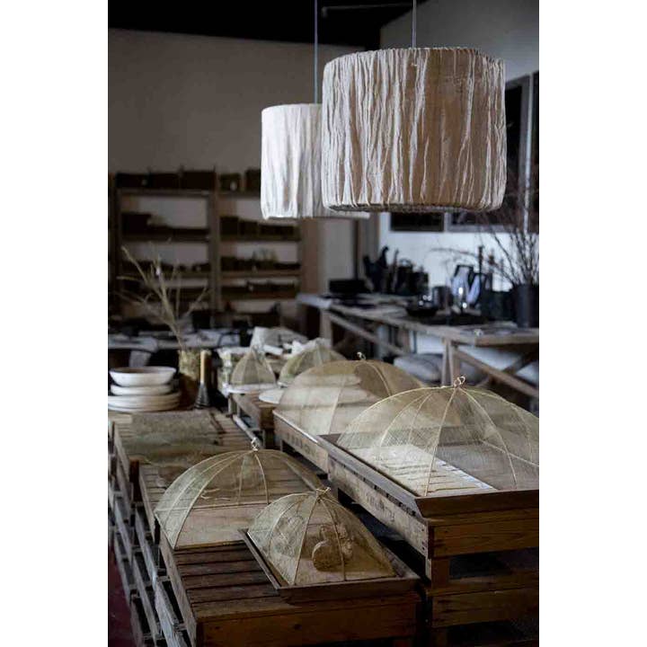 Fiorirà un giardino - Wholesale Decorative Tabletop Object - Food Cover Net Small in Abaca Linen (4) 25 x 40 H14 cm1