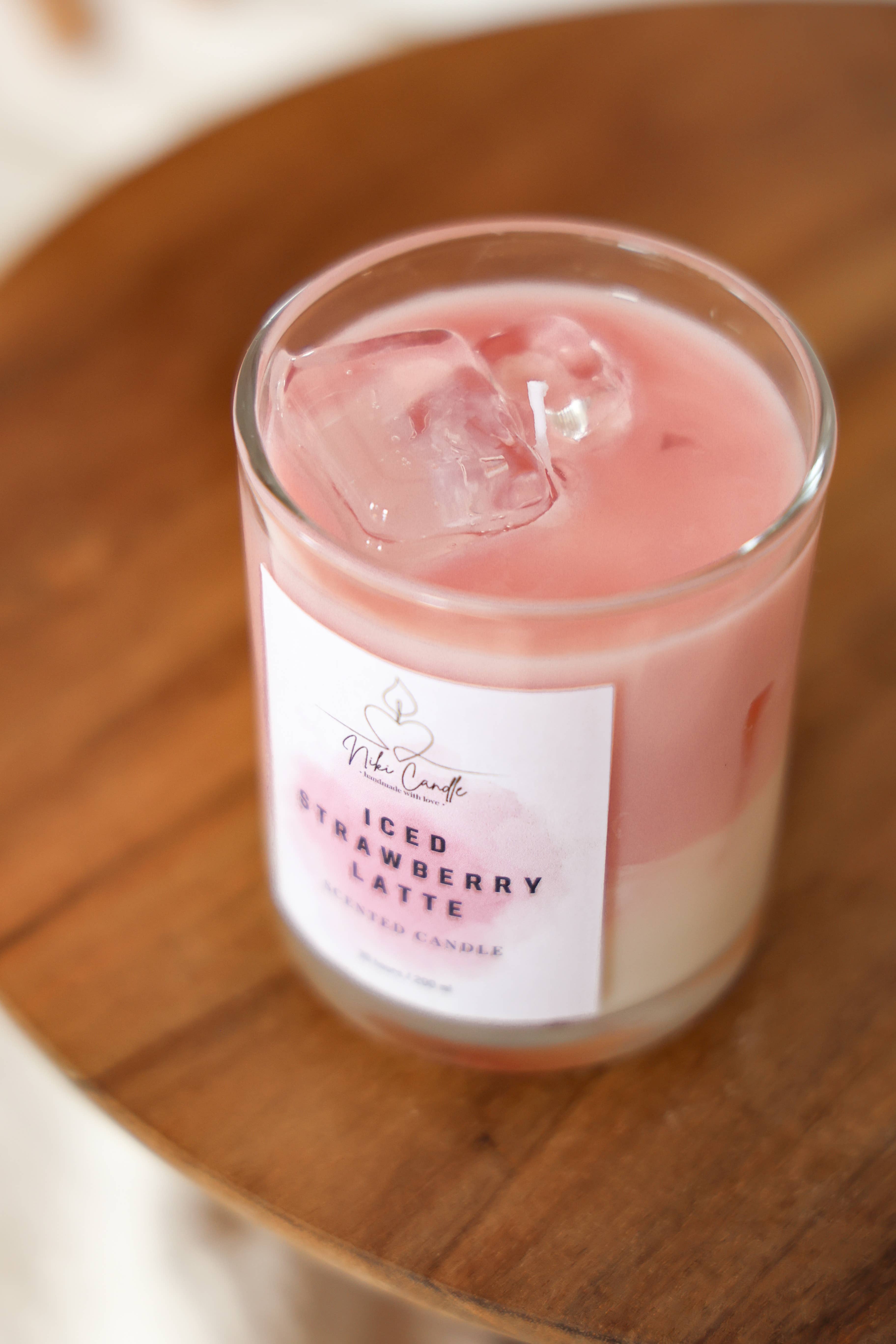 Niki Candle - Vente Bougie en bocal - Latte glacé à la fraise3