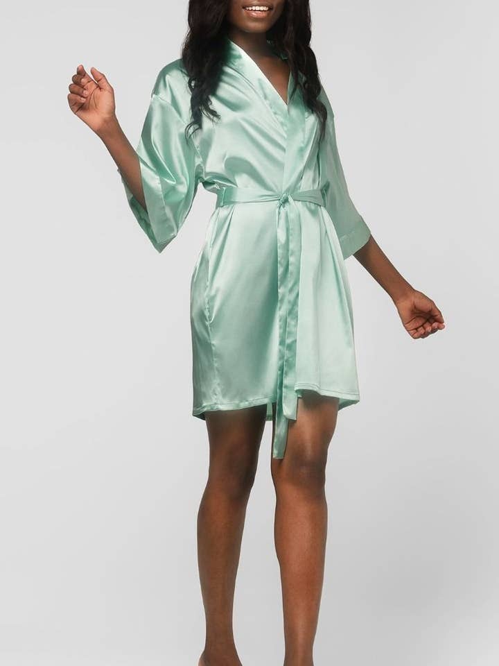 Peignoir kimono court en satin vert menthe LM Brands LM9060-vert menthe pour la vente par Lingerie Mart