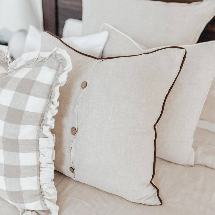 Mama and Tochter - Wholesale Throw Pillow Cover - Linen Cushion Cover with Piped Edge - Natural with Coffee Pi