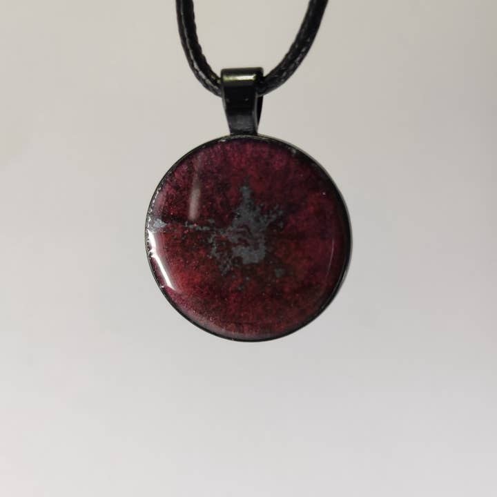 Volcano medal pendant C0041 for wholesale by Resinartesania
