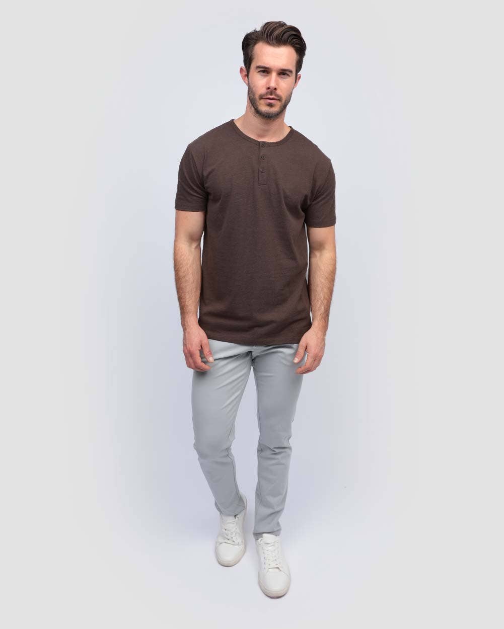 INTO THE AM – Engroshandel T-shirt – til mænd – Herre T-shirt med korte ærmer og henley-udskæring58