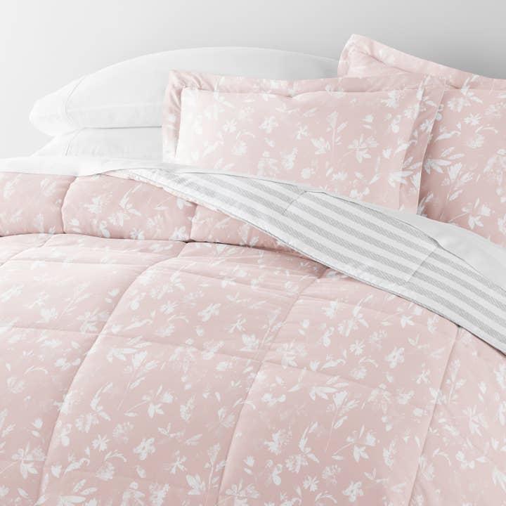 Ensemble de couette réversible Down Alternative Pressed Flowers pour la vente par ienjoy Home