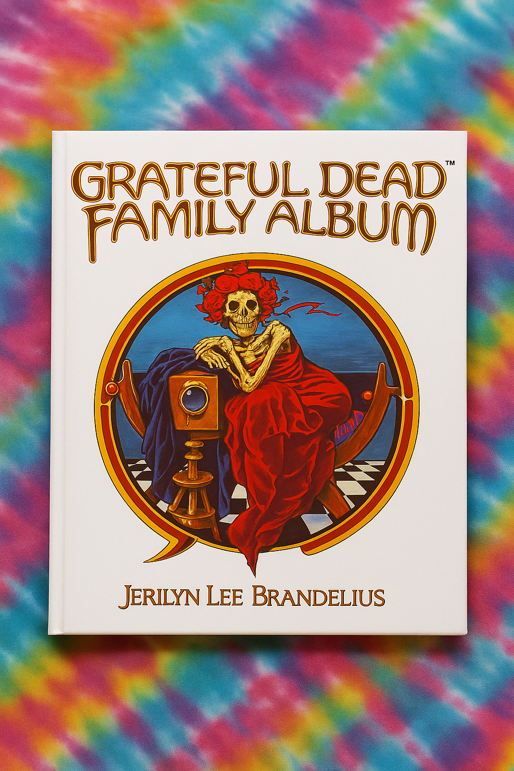 Official Store - Wholesale Graphic Novel - Grateful Dead - The Family Album Book2