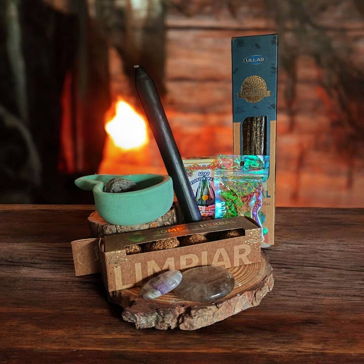 Magic Moon - Wholesale Meditation Supplies - Full Moon Ritual Box – Connection, Cleansing, and Fulfillment