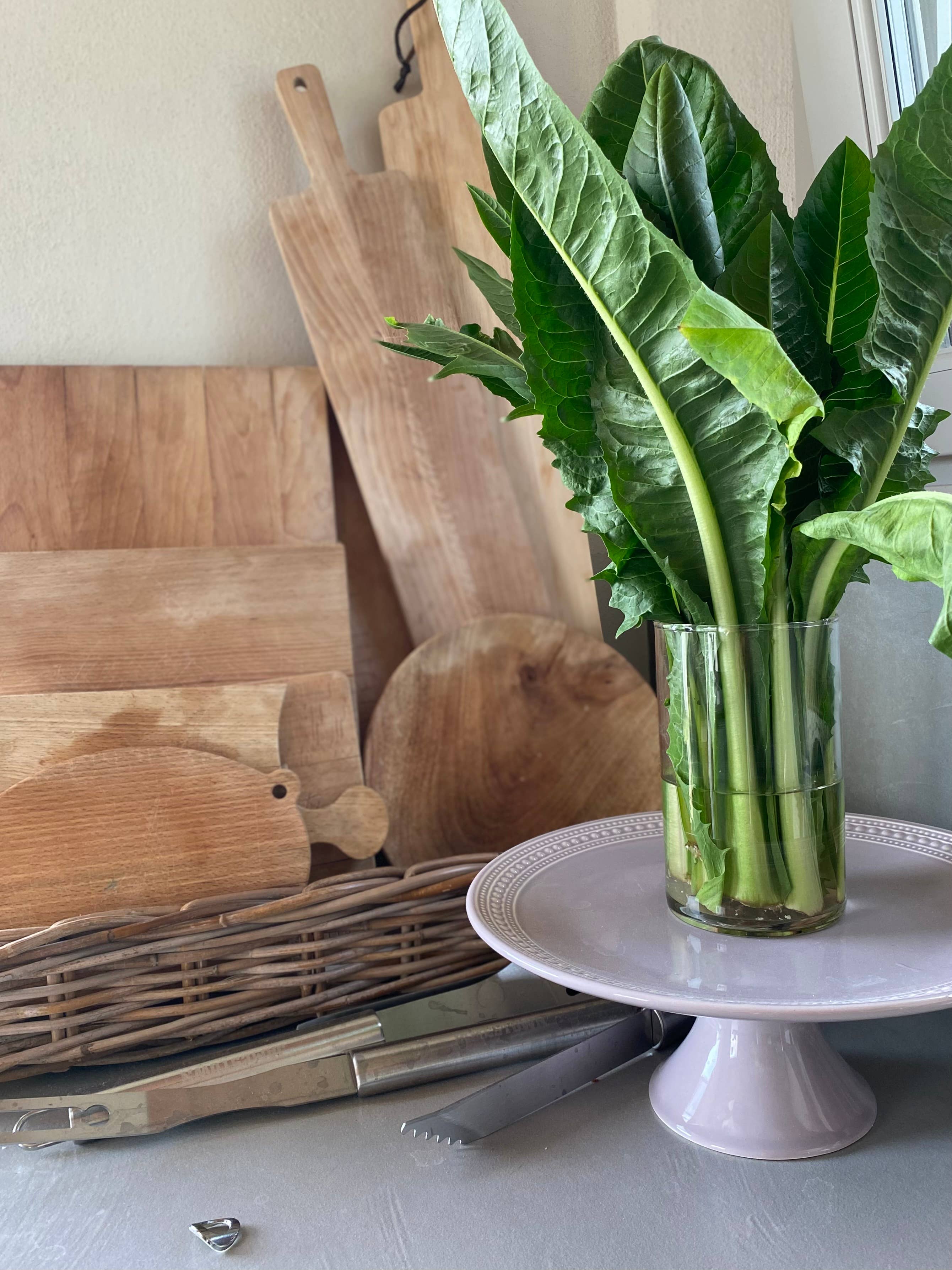 Luxe Lodge - Wholesale Cake Stand - Ceramic lift4