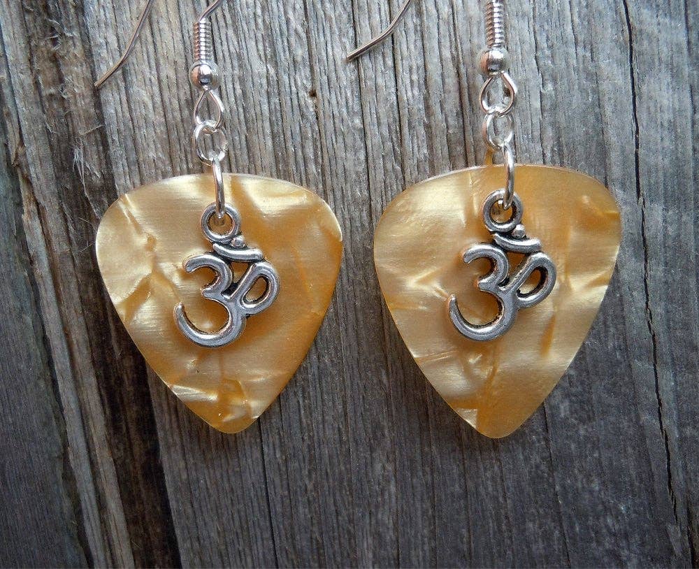 Simply Raevyn - Wholesale Dangle Earrings - Ohm Charm Guitar Pick Earrings19