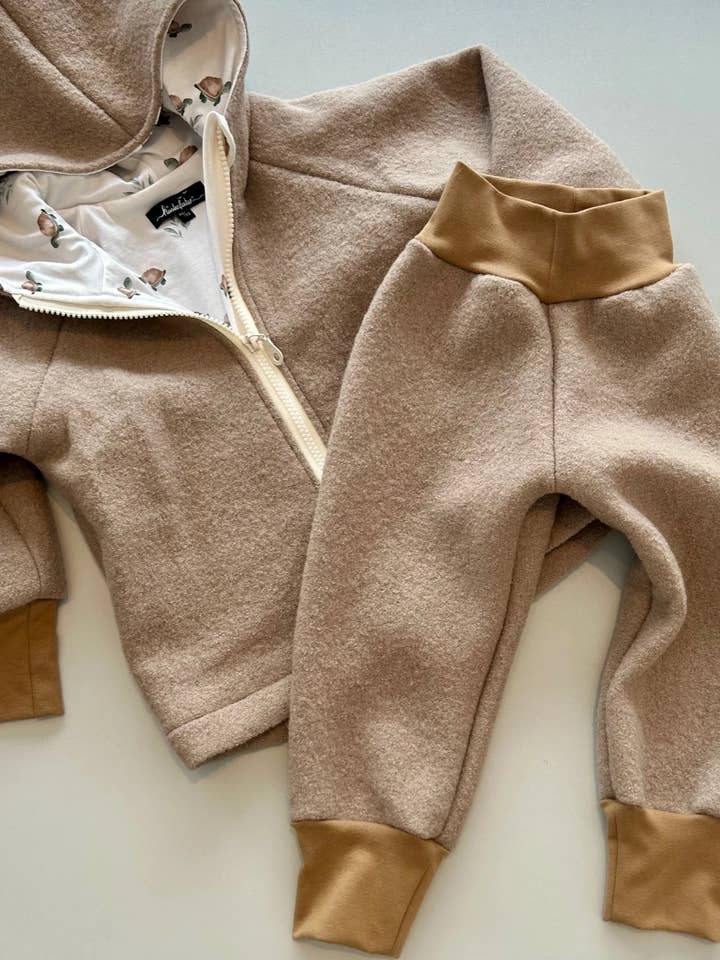 Küstenfieber® - Wholesale Pants - Kids - Growing wool walk pants for baby & child, camel beige1