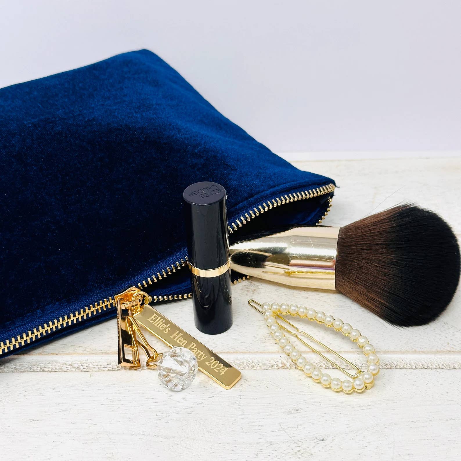 Lovethelinks Ltd – wholesale Make-up/cosmetic bag – Trailing Butterflies Velvet Make Up Bag5