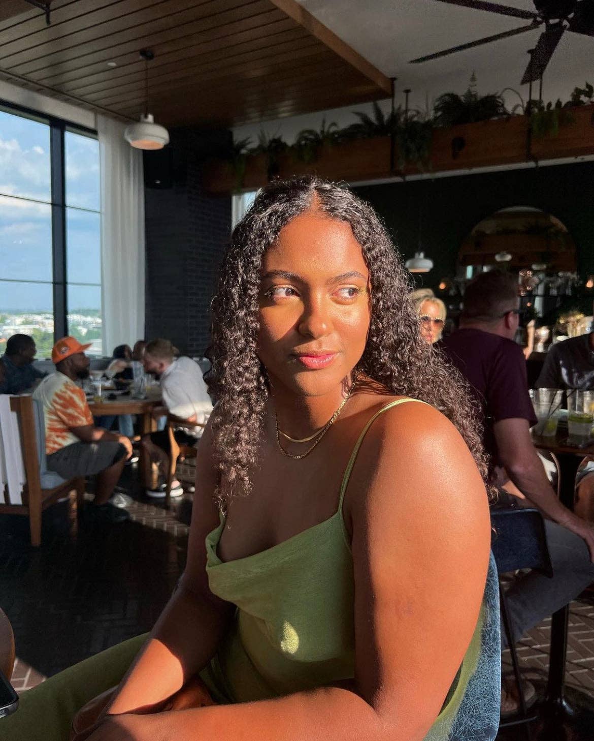 TNT Goods - Wholesale Link & Chain Necklace - Herringbone Chain1