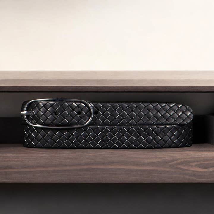 NAB LEATHER - Wholesale Belt - Women's - Aika - Tan Braided Embossed Leather Belt with Oval Buckle - Made in Canada