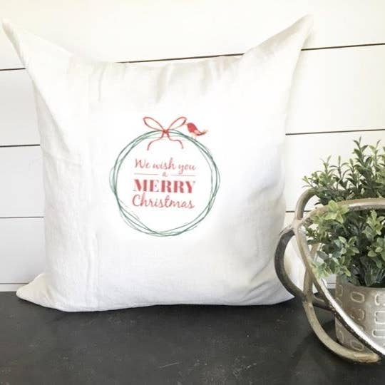 Frohe Weihnachten Little Bird Wreathe Kissenbezug für den Großhandel von Design District Co