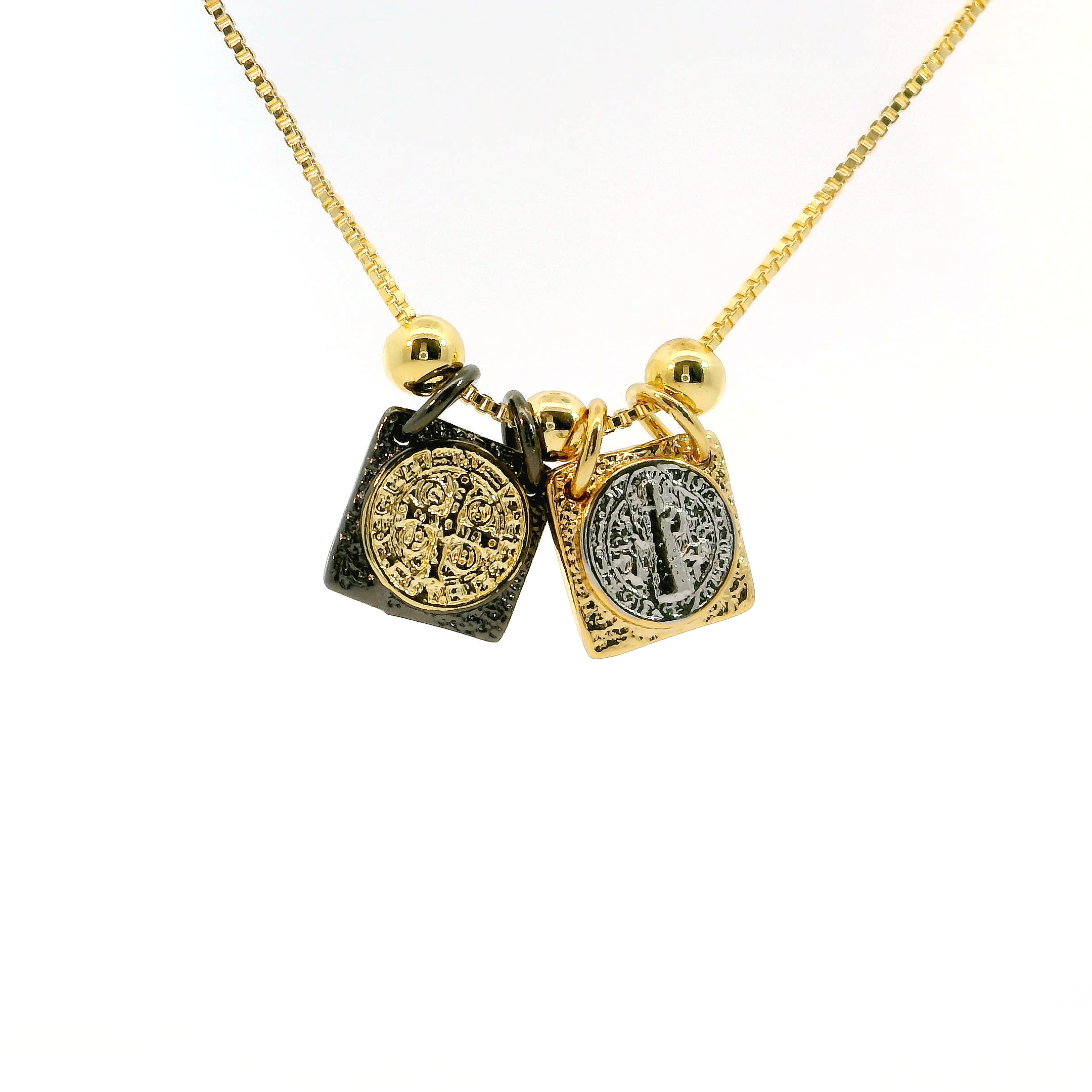 E ACCESORIES JEWERLY – Großhandel Kette mit Anhänger/Charm – Halskette Escapulario in Anthrazit5