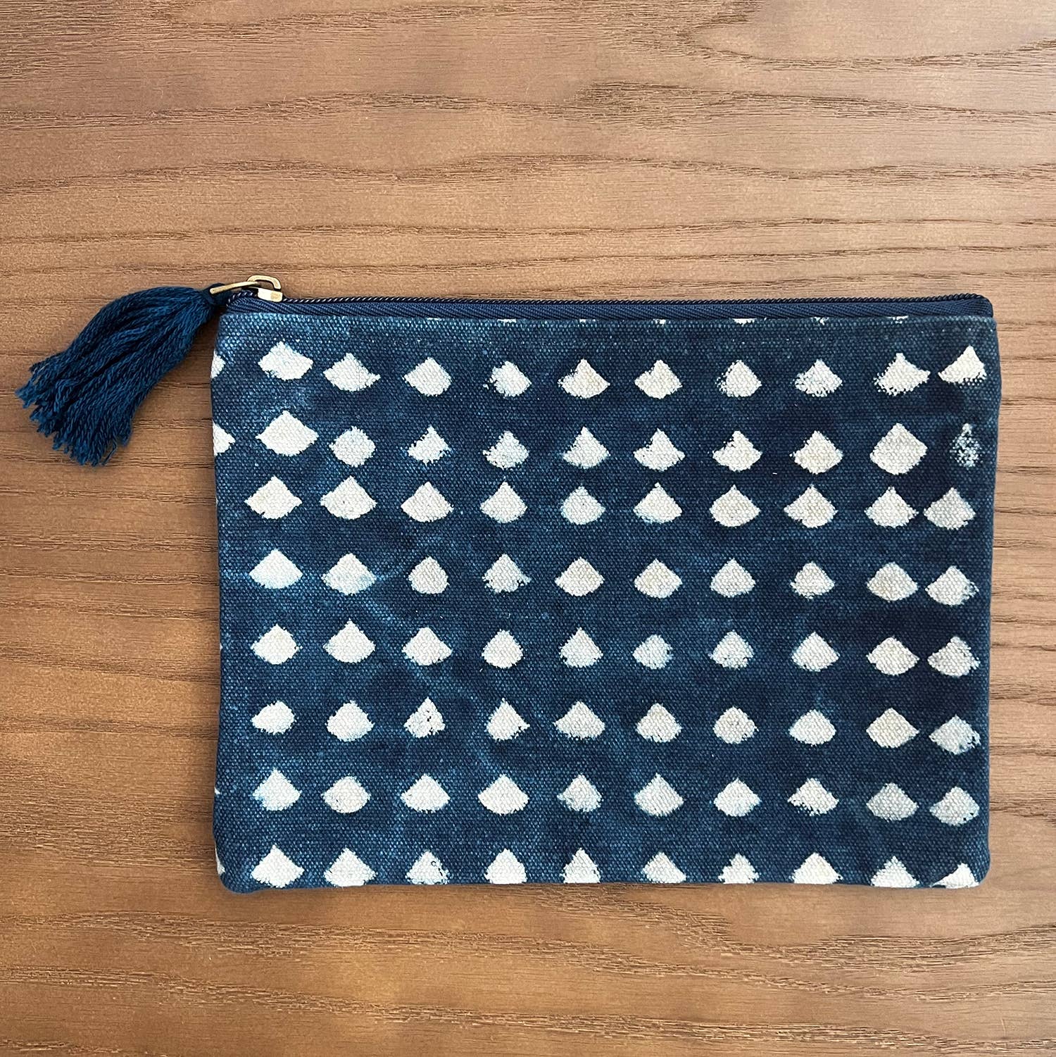 Chloe & Lex - Venta al por mayor Monedero - Mujer - Monedero de algodón duradero con estampado de bloques en blanco marino para mujer1