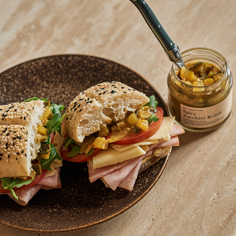 Women's Work – wholesale Relish – Kryddig Zucchini Relish PETITE5