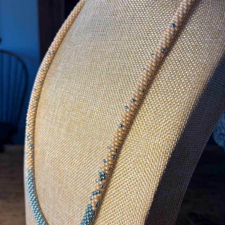 Two Snowy Egrets – Engroshandel Perlehalskæde – Kumihimo perlehalskæde med magnetlås2