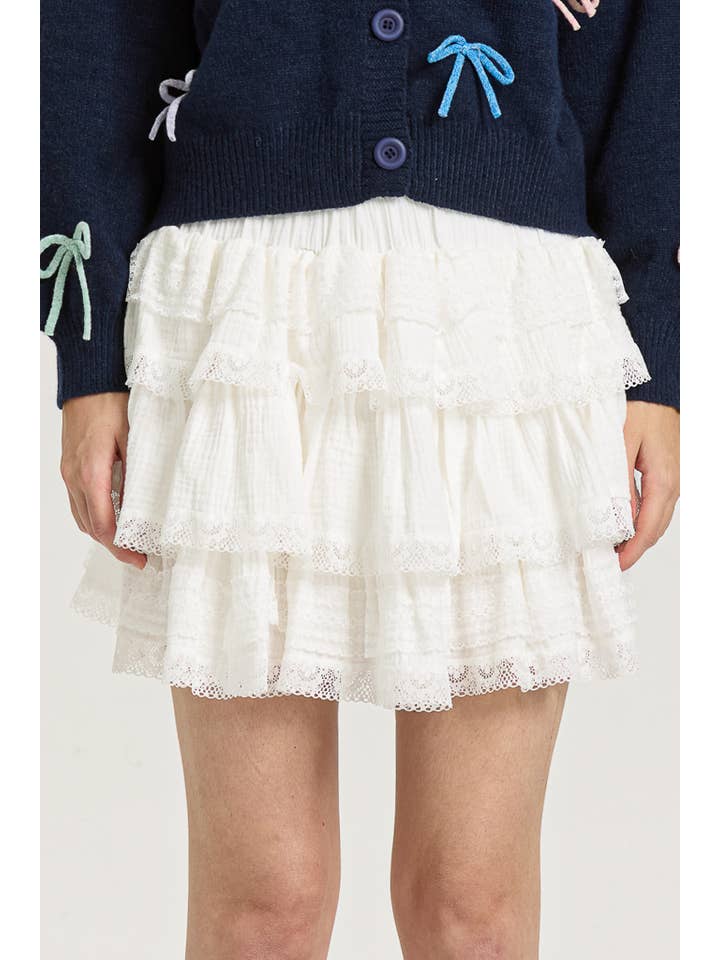 ROSIE POSIE – Saia - Mulher por atacado – RP2658 - Mini Saia Branca com Camadas, Renda e Folhos1