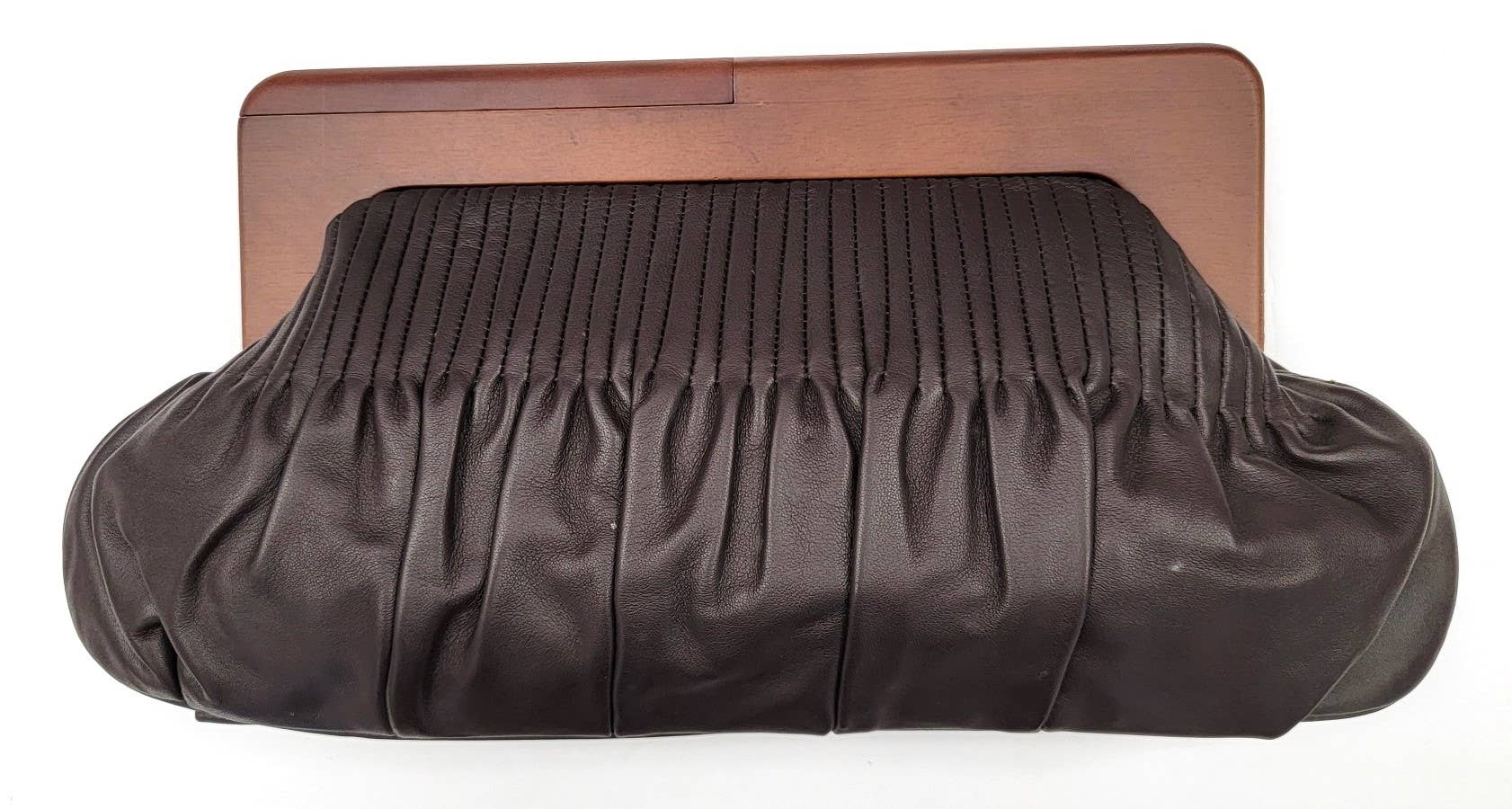 Ricki designs - Vente Pochette – femme - POCHETTE EN CUIR AVEC CADRE EN BOIS