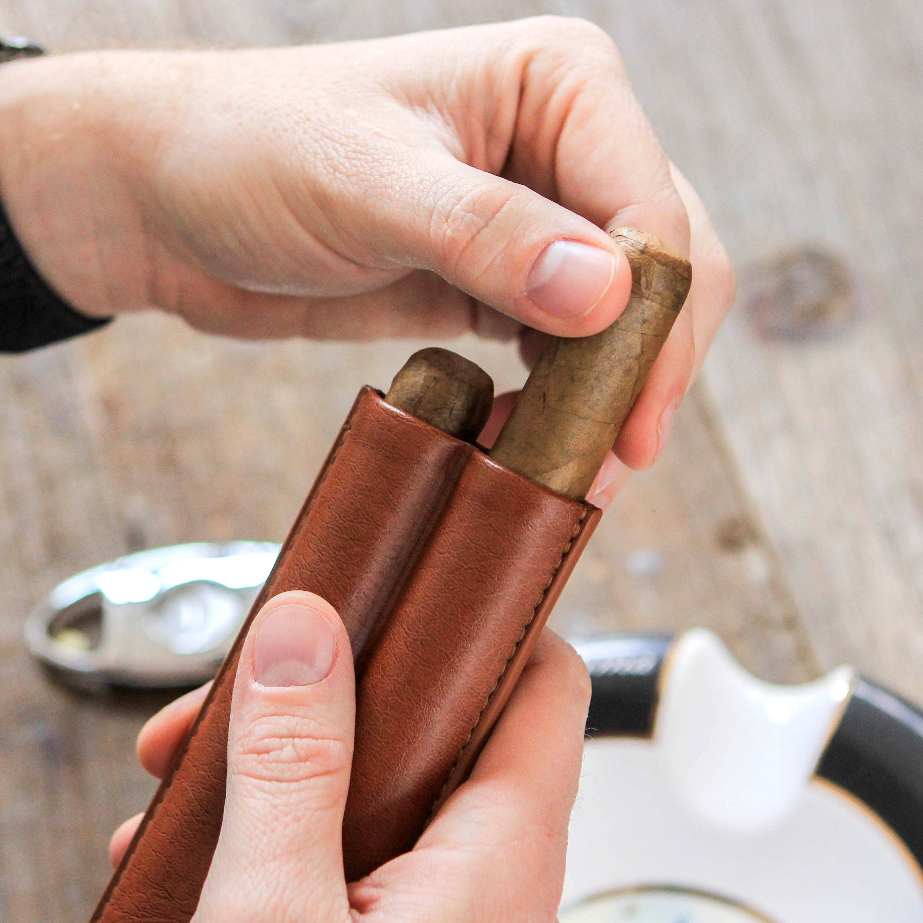 Case Elegance - Wholesale Humidor/Cigar Accessory - Klaro Two-Cigar Travel Case11