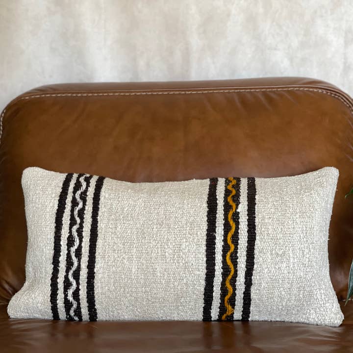 Cuscino lombare Kilim turco vintage | Sevegili 10x24 per la vendita all'ingrosso da parte di Vintage Loomz