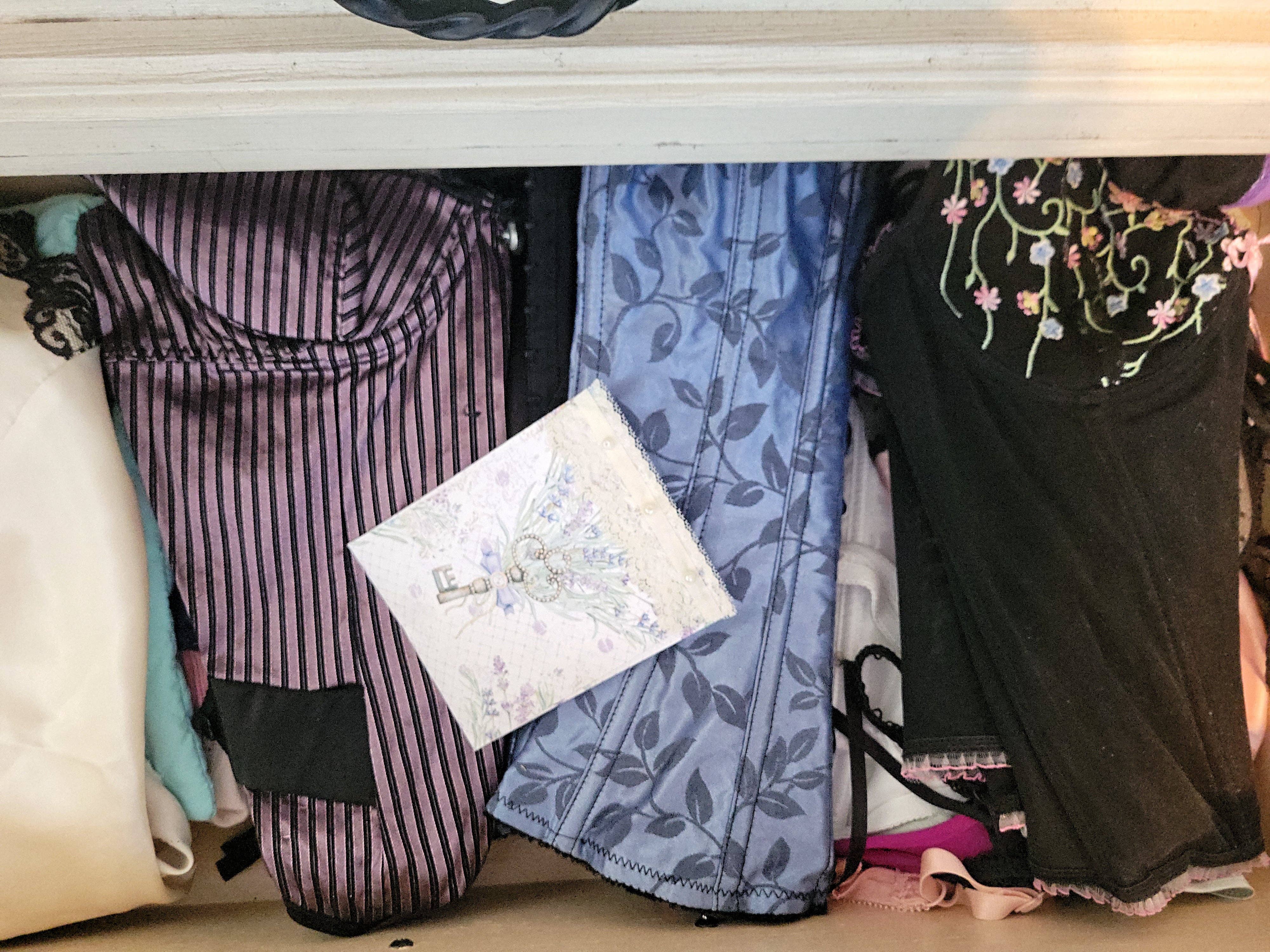 Chic Brico - Wholesale Sachet - Pearls & Lace Lavender Scented Drawer, Closet & Car Sachets, Large Size 4" x 5", 3-Pack6