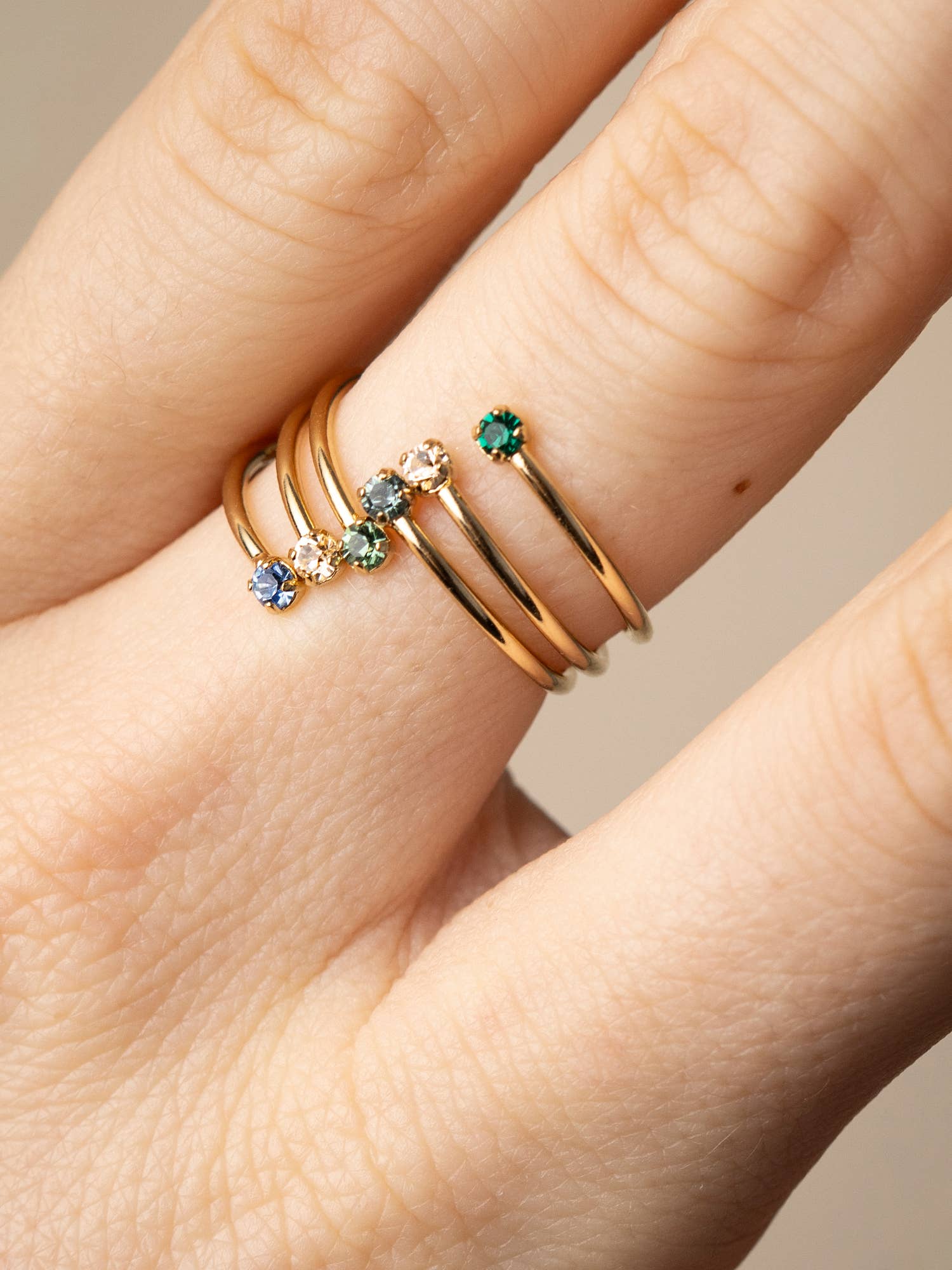 April Please – Großhandel Mehrsteinige Ringe – TOM verstellbarer Ring5