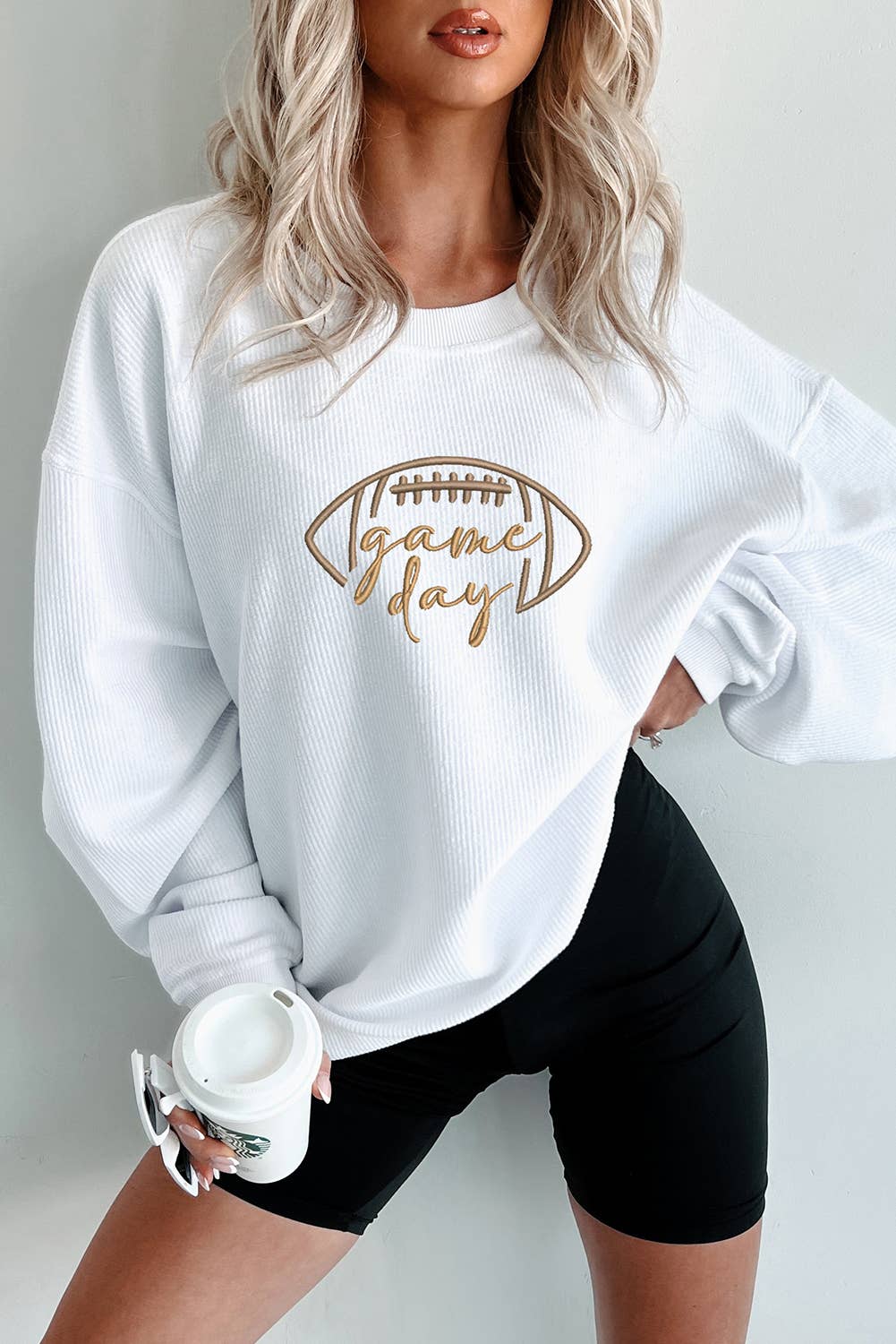 Suhkasana – Sweatshirt - Mulher por atacado – Sweatshirt Oversized Canelada com Bordado para Dia de Jogo12