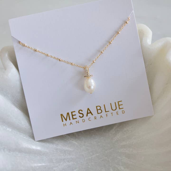 Mesa Blue - Wholesale Pendant/Charm Necklace - Zircon Bail Pearl Necklace
