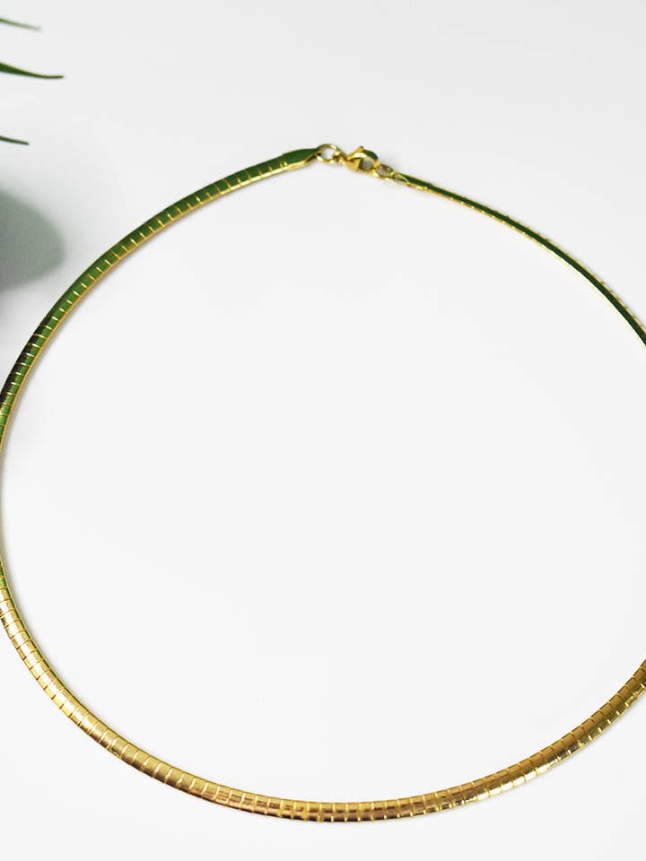 Collier Cléopâtre petit pour la vente par Feline Jewelry Studio Universe