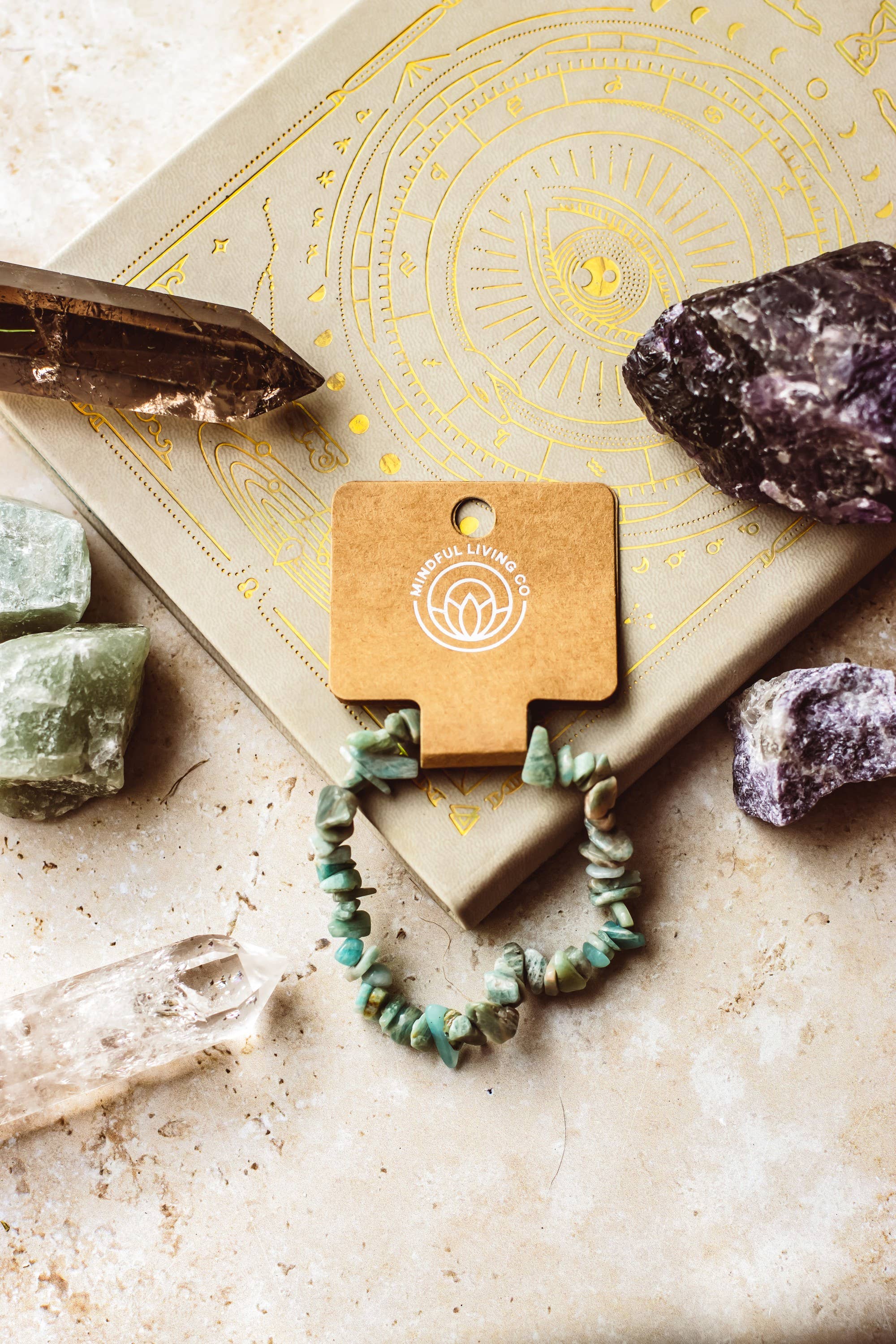 Mindful Living Co. – Großhandel Perlenarmband – Armband aus natürlichen Kristall-Edelstein-Chips | Kristallschmuck11