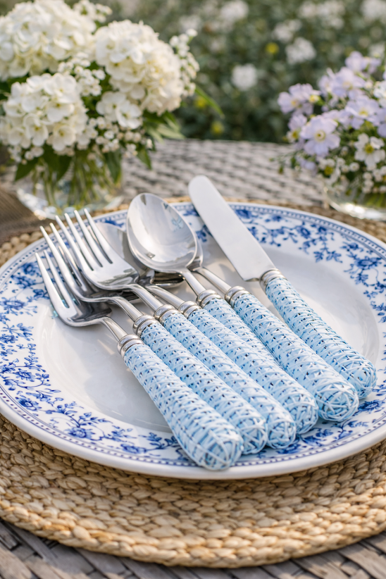 The Enchanted Home - Vente Set de couverts - ENSEMBLE DE COUVERTS 5 PIÈCES EN BASKWEAVE SOFTBLUE2