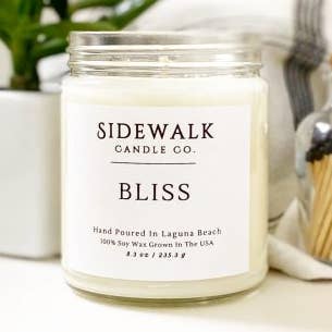 Batitude pour la vente par Sidewalk Candle Co.